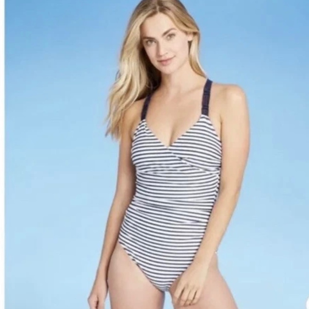 NWT Kona Sol Striped One-Piece Swimsuit. Medium